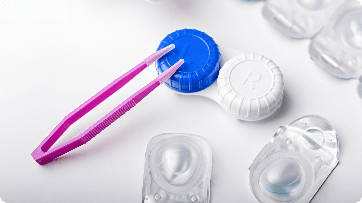 presbyopia contact lenses with storage case